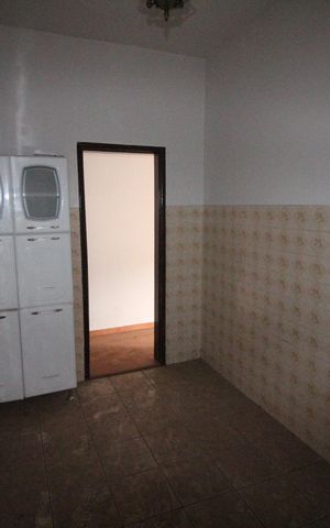 Casa à venda com 360m², 2 quartos e 2 vagasCozinha