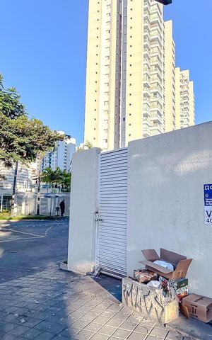 Apartamento à venda com 103m², 3 quartos e 2 vagasFachada com Plaquinha