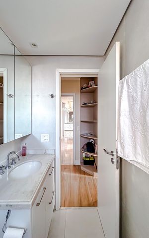 Apartamento à venda com 103m², 3 quartos e 2 vagasBanheiro da Suíte