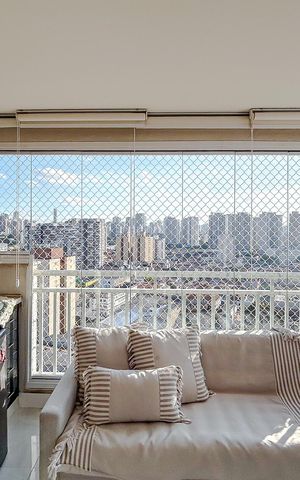 Apartamento à venda com 103m², 3 quartos e 2 vagasVaranda