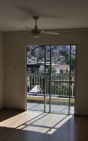 Apartamento à venda com 67m², 2 quartos e 1 vagaSala