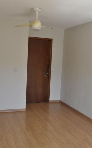 Apartamento à venda com 67m², 2 quartos e 1 vagaSala