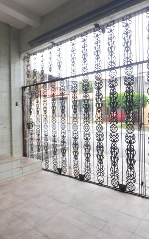 Casa à venda com 135m², 3 quartos e 2 vagasGaragem