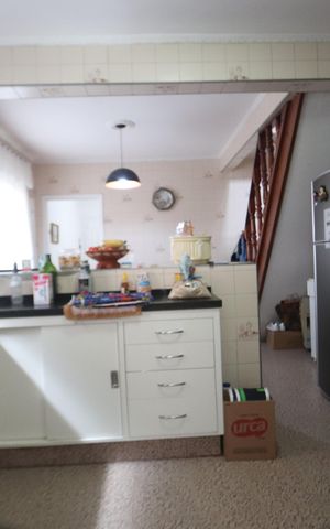 Casa à venda com 135m², 3 quartos e 2 vagasCozinha
