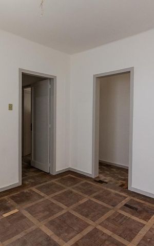 Apartamento à venda com 90m², 3 quartos e sem vaga Apartamento à venda com 90m², 3 quartos e sem vagaSala