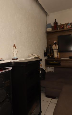 Casa à venda com 121m², 3 quartos e 2 vagasSala de TV