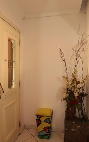 Casa à venda com 121m², 3 quartos e 2 vagasEntrada
