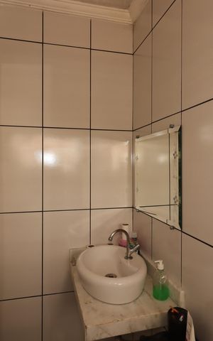 Casa à venda com 121m², 3 quartos e 2 vagasBanheiro da Suíte