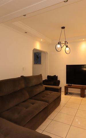 Casa à venda com 121m², 3 quartos e 2 vagasSala