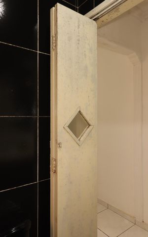 Casa à venda com 121m², 3 quartos e 2 vagasBanheiro Social