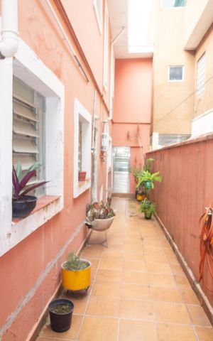 Casa à venda com 104m², 3 quartos e 1 vagaCorredor