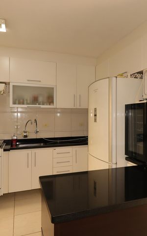 Apartamento à venda com 57m², 2 quartos e 1 vagaCozinha