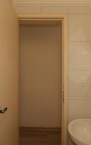 Apartamento à venda com 57m², 2 quartos e 1 vagaBanheiro Social