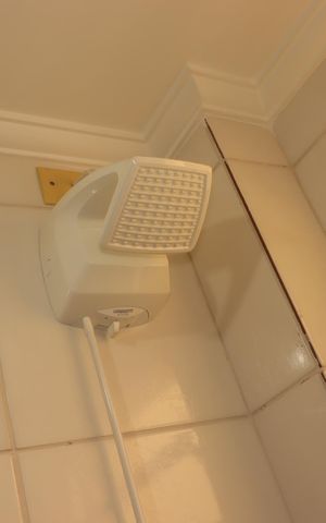 Apartamento à venda com 57m², 2 quartos e 1 vagaBanheiro Social - Chuveiro