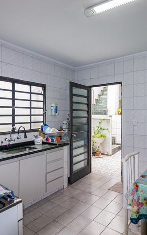 Casa para alugar com 125m², 2 quartos e 1 vaga