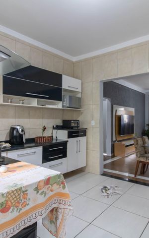 Casa para alugar com 300m², 2 quartos e 3 vagas Casa para alugar com 300m², 2 quartos e 3 vagasCozinha