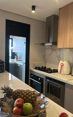 Apartamento à venda com 87m², 3 quartos e 2 vagas Apartamento à venda com 87m², 3 quartos e 2 vagasCozinha