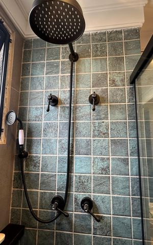Apartamento à venda com 87m², 3 quartos e 2 vagas Apartamento à venda com 87m², 3 quartos e 2 vagasBanheiro da Suíte 2