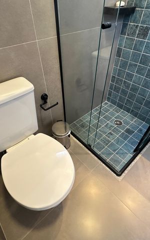 Apartamento à venda com 87m², 3 quartos e 2 vagas Apartamento à venda com 87m², 3 quartos e 2 vagasBanheiro da Suíte 2