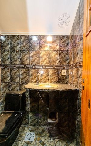 Casa à venda com 280m², 3 quartos e 3 vagas Casa à venda com 280m², 3 quartos e 3 vagasLavabo