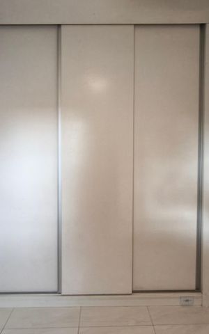Casa à venda com 250m², 3 quartos e 3 vagas Casa à venda com 250m², 3 quartos e 3 vagasQuarto 3