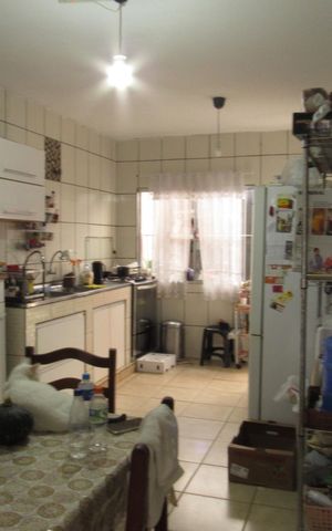 Casa para alugar com 198m², 2 quartos e 2 vagasCozinha