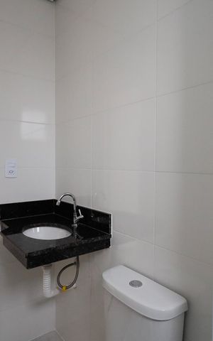 Apartamento à venda com 45m², 2 quartos e 1 vaga Apartamento à venda com 45m², 2 quartos e 1 vagaBanheiro