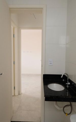 Apartamento à venda com 42m², 2 quartos e 1 vaga Apartamento à venda com 42m², 2 quartos e 1 vagaBanheiro