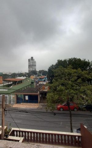 Casa à venda com 150m², 2 quartos e 1 vaga Casa à venda com 150m², 2 quartos e 1 vagaVista