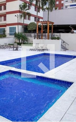 Apartamento à venda com 70m², 3 quartos e 1 vaga Apartamento à venda com 70m², 3 quartos e 1 vagaPiscina