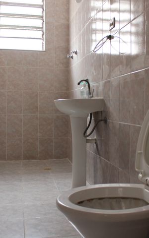 Casa à venda com 280m², 3 quartos e 1 vagaBanheiro 1