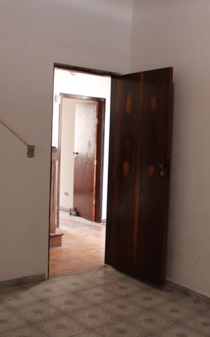 Casa à venda com 280m², 3 quartos e 1 vagaPonto de comercio