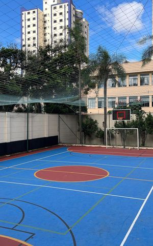 Apartamento à venda com 171m², 3 quartos e 3 vagas Apartamento à venda com 171m², 3 quartos e 3 vagasQuadra Esportiva