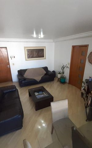 Apartamento à venda com 82m², 2 quartos e 1 vaga Apartamento à venda com 82m², 2 quartos e 1 vagaSala