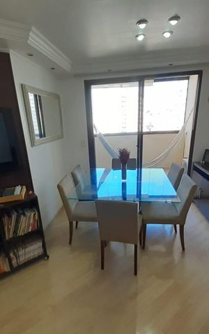 Apartamento à venda com 82m², 2 quartos e 1 vaga Apartamento à venda com 82m², 2 quartos e 1 vagaSala