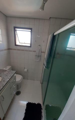 Apartamento à venda com 82m², 2 quartos e 1 vaga Apartamento à venda com 82m², 2 quartos e 1 vagaBanheiro