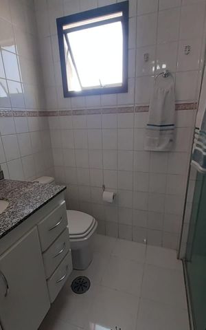 Apartamento à venda com 82m², 2 quartos e 1 vaga Apartamento à venda com 82m², 2 quartos e 1 vagaBanheiro