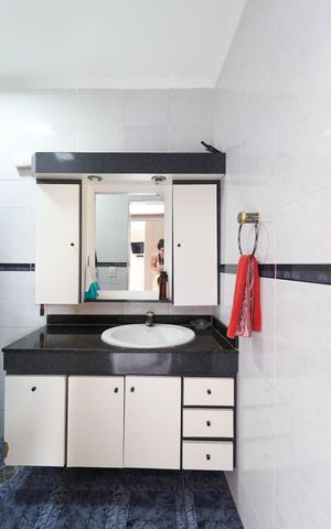 Casa à venda com 193m², 3 quartos e 2 vagas