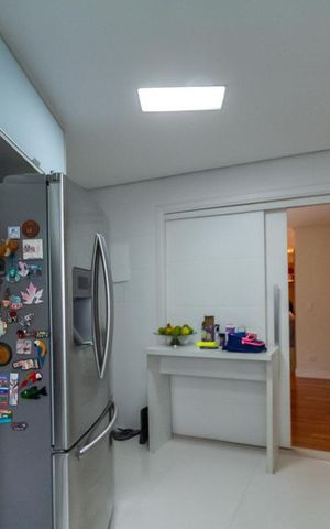 Apartamento à venda com 149m², 3 quartos e 3 vagas Apartamento à venda com 149m², 3 quartos e 3 vagasCozinha