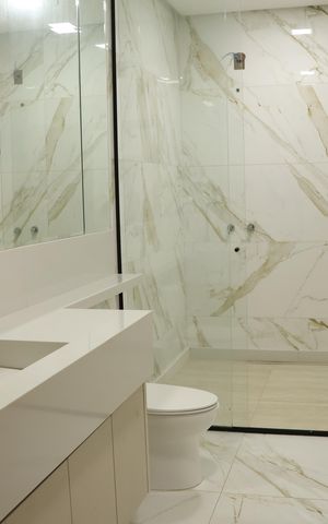 Casa à venda com 530m², 5 quartos e 5 vagasBanheiro da Suíte 3