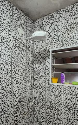 Casa para alugar com 15m², 2 quartos e 1 vaga Casa para alugar com 15m², 2 quartos e 1 vagaBanheiro da Suíte