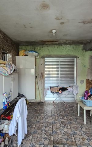 Casa para alugar com 15m², 2 quartos e 1 vaga Casa para alugar com 15m², 2 quartos e 1 vagaÁrea de Serviço