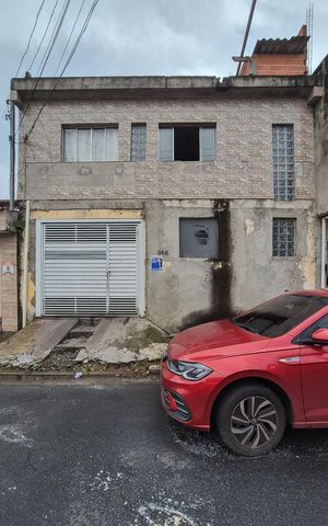 Casa para alugar com 15m², 2 quartos e 1 vaga Casa para alugar com 15m², 2 quartos e 1 vagaGaragem