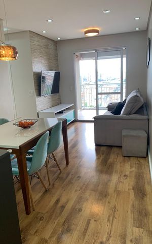 Apartamento à venda com 67m², 2 quartos e 1 vagaSala