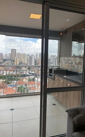 Apartamento à venda com 67m², 2 quartos e 1 vagaVaranda
