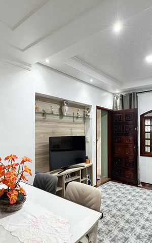 Casa à venda com 125m², 2 quartos e 2 vagas Casa à venda com 125m², 2 quartos e 2 vagasSala