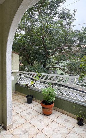 Casa à venda com 125m², 2 quartos e 2 vagas Casa à venda com 125m², 2 quartos e 2 vagasSacada - Suíte