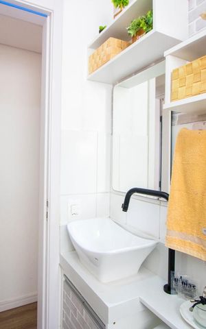 Apartamento à venda com 41m², 2 quartos e 1 vaga Apartamento à venda com 41m², 2 quartos e 1 vagaBanheiro