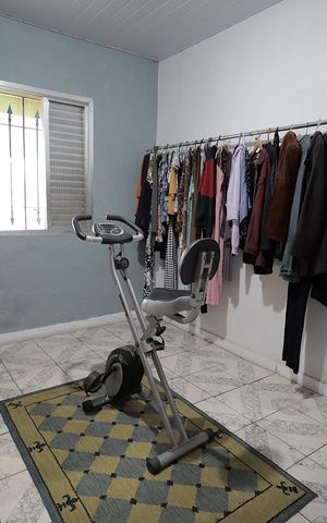 Casa à venda com 118m², 3 quartos e 3 vagasQuarto 2