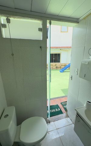 Casa para alugar com 800m², 8 quartos e 10 vagasBanheiro 1